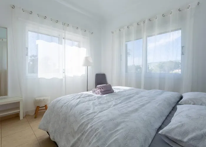 Sapphire - Luxury 5br Designer Retreat With A Private Swimming Pool 別荘 ペイヤ