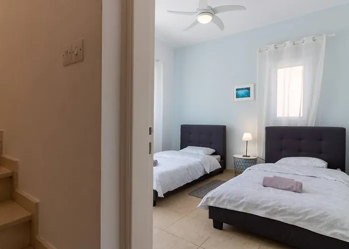 Sapphire - Luxury 5br Designer Retreat With A Private Swimming Pool 別荘