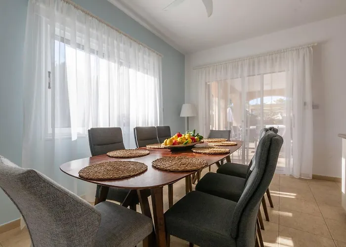 Sapphire - Luxury 5br Designer Retreat With A Private Swimming Pool 別荘