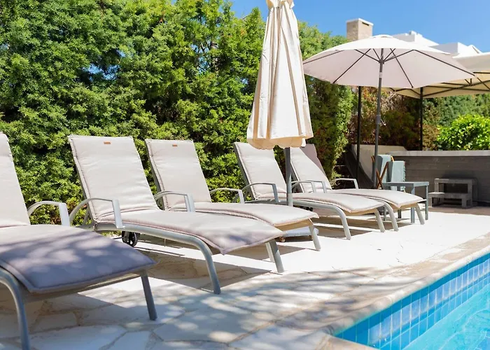 別荘 Sapphire - Luxury 5br Designer Retreat With A Private Swimming Pool *