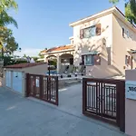 Дом отдыха Sapphire - Luxury 5br Designer Retreat With A Private Swimming Pool Пейя