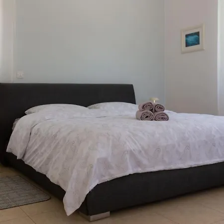 Σπίτι διακοπών Five Bedroom Saphire