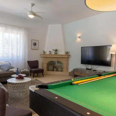 Five Bedroom Saphire Πέγεια