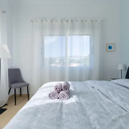 Σπίτι διακοπών Five Bedroom Saphire Πέγεια