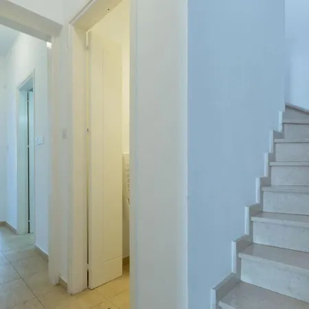 Five Bedroom Saphire Σπίτι διακοπών Πέγεια