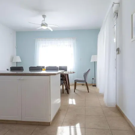 Five Bedroom Saphire Σπίτι διακοπών Πέγεια