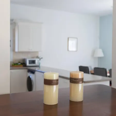 Feriehus Sapphire - Luxury 5br Designer Retreat With A Private Swimming Pool *