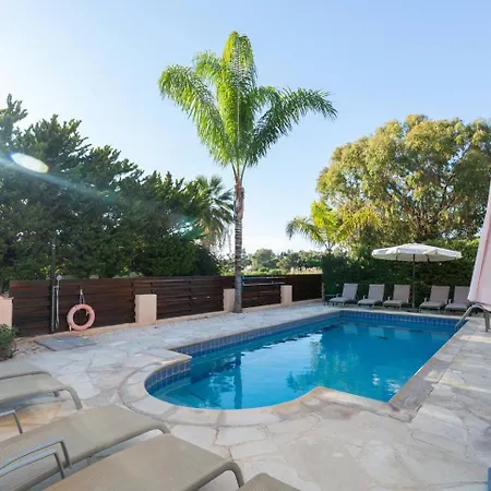 Sapphire - Luxury 5br Designer Retreat With A Private Swimming Pool Semesterbostad Pégeia