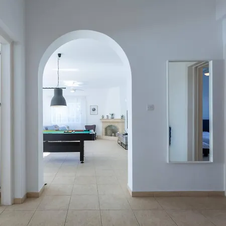 Sapphire - Luxury 5br Designer Retreat With A Private Swimming Pool Semesterbostad *