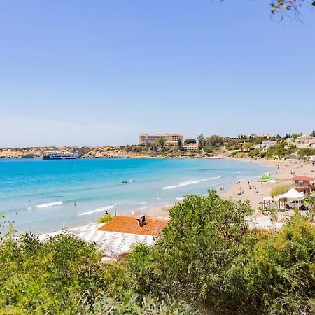 Sapphire - Luxury 5br Designer Retreat With A Private Swimming Pool * Peyia