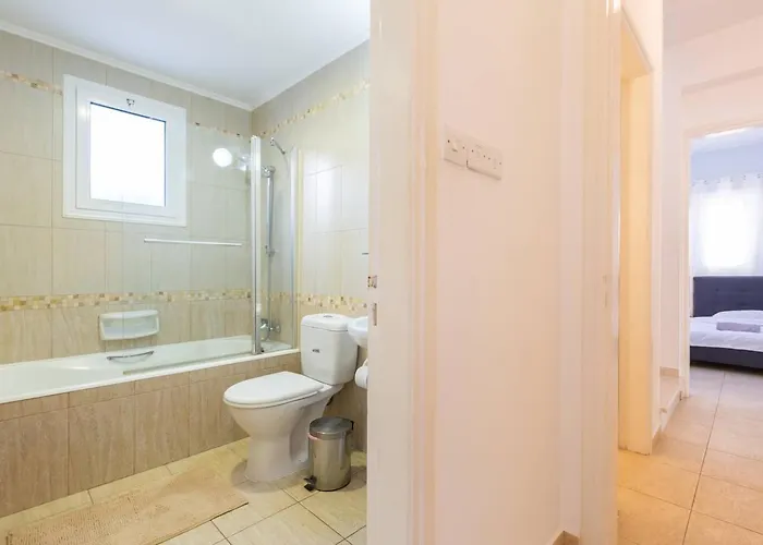 Sapphire - Luxury 5br Designer Retreat With A Private Swimming Pool Feriehus