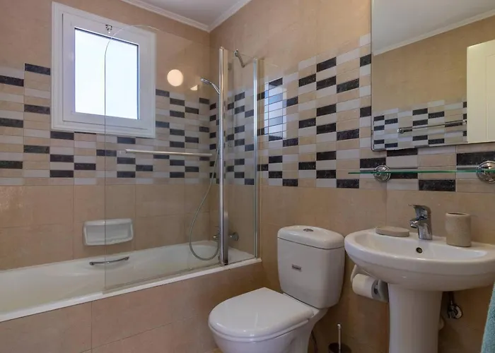 Prázdninový dům Sapphire - Luxury 5br Designer Retreat With A Private Swimming Pool Pegeia