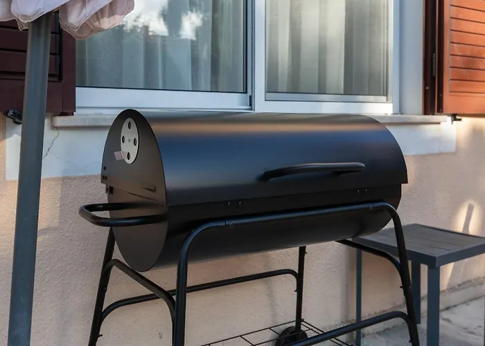 Feriehus Sapphire - Luxury 5br Designer Retreat With A Private Swimming Pool *