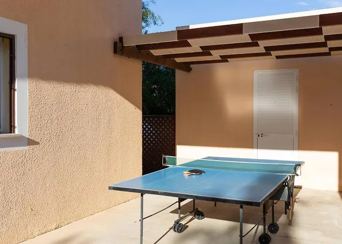 Sapphire - Luxury 5br Designer Retreat With A Private Swimming Pool *