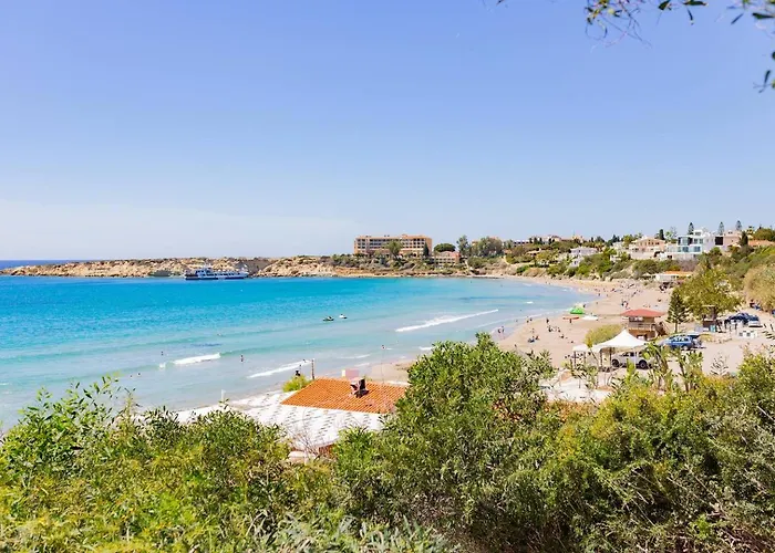 Sapphire - Luxury 5br Designer Retreat With A Private Swimming Pool * Pegeia